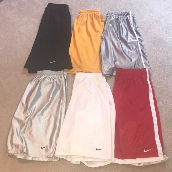 short nike adidas